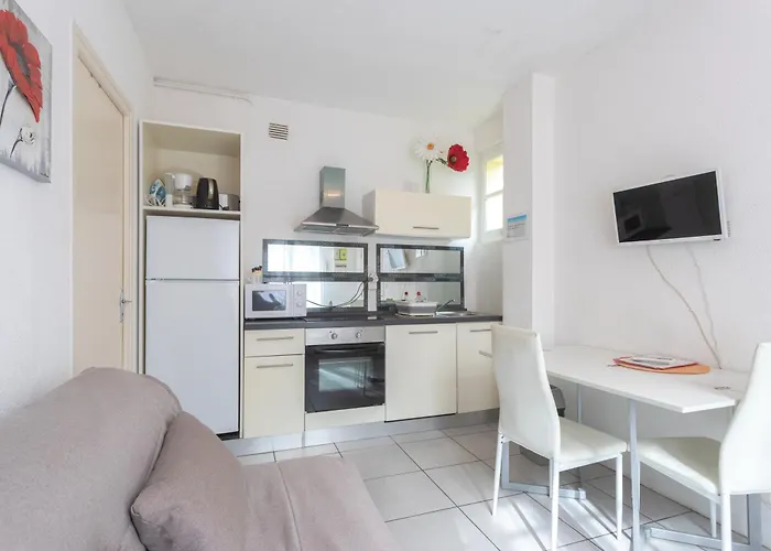 Le Beout Rez-de-jardin * Λούρδη